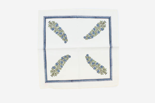 Set of Table mats and Napkins White with Blue Motif