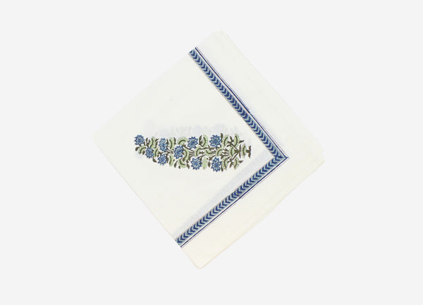 Set of Table mats and Napkins White with Blue Motif
